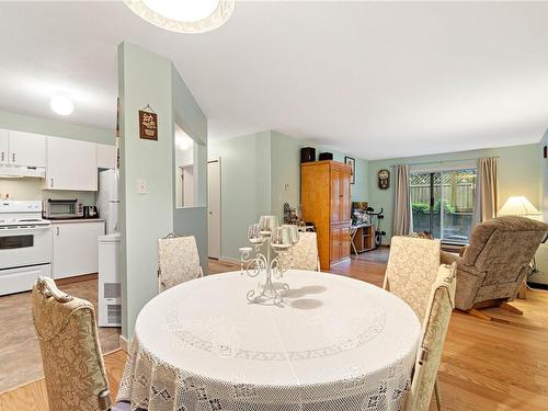 112-3185 Barons Rd, Nanaimo, BC - Indoor Photo Showing Dining Room