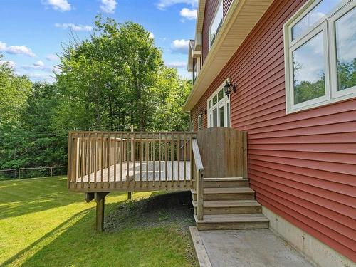 131 Whitney Maurice Drive, Enfield, NS 