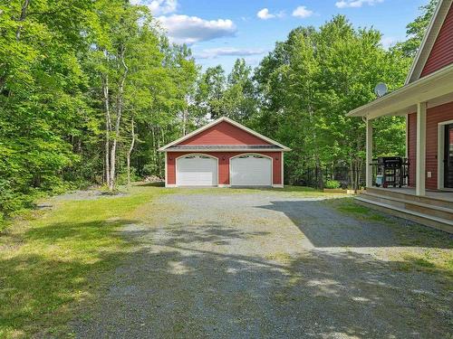 131 Whitney Maurice Drive, Enfield, NS 