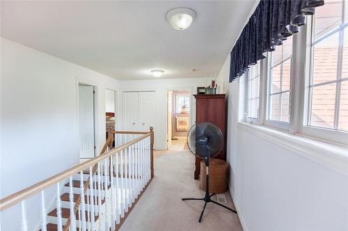 369 Nelles Road N, Grimsby, ON - Indoor Photo Showing Other Room