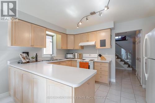 2265 Brays Lane, Oakville (Glen Abbey), ON - Indoor Photo Showing Kitchen With Double Sink