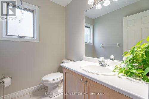 2265 Brays Lane, Oakville (Glen Abbey), ON - Indoor Photo Showing Bathroom