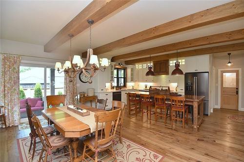 26 Corbett Avenue, St. Catharines, ON - Indoor Photo Showing Dining Room