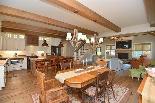 26 Corbett Avenue, St. Catharines, ON - Indoor Photo Showing Dining Room