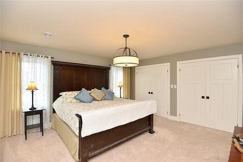 26 Corbett Avenue, St. Catharines, ON - Indoor Photo Showing Bedroom