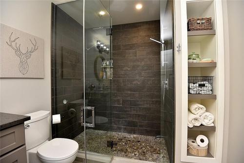 26 Corbett Avenue, St. Catharines, ON - Indoor Photo Showing Bathroom