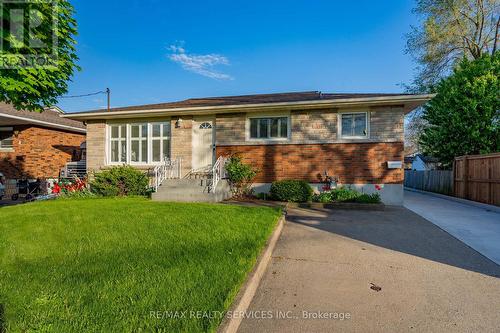 2 Anderson Street, St. Catharines, ON - Outdoor