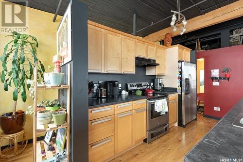 509 1255 Broad Street, Regina, SK - Indoor Photo Showing Kitchen