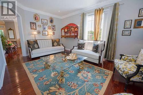 2 Dunegrass Way, Brampton (Bram East), ON - Indoor Photo Showing Living Room