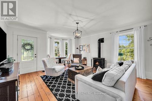 1288 Brock Road, Hamilton, ON - Indoor Photo Showing Living Room With Fireplace