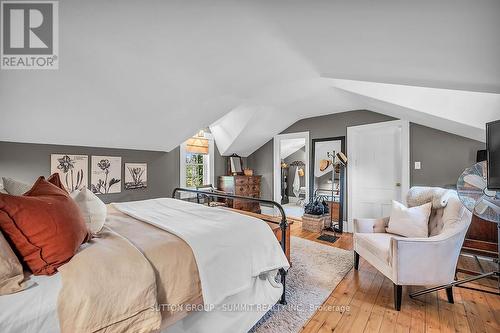 1288 Brock Road, Hamilton, ON - Indoor Photo Showing Bedroom