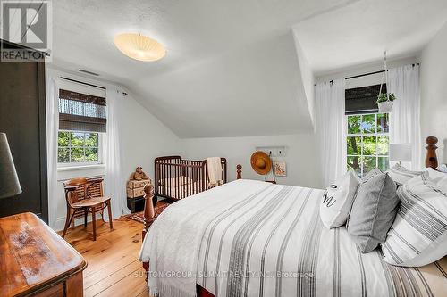 1288 Brock Road, Hamilton, ON - Indoor Photo Showing Bedroom