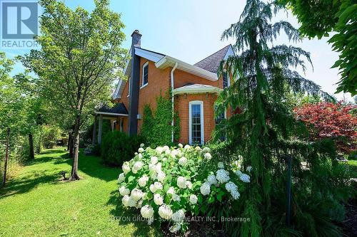 1288 Brock Road, Hamilton, ON - Outdoor