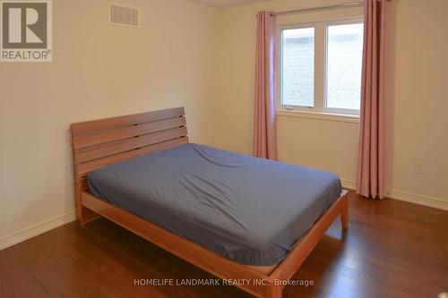 18 Wandering Glider Trail, Bradford West Gwillimbury (Bradford), ON - Indoor Photo Showing Bedroom