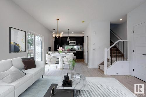 8303 87 St Nw, Edmonton, AB - Indoor Photo Showing Living Room