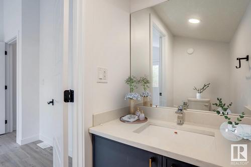 8303 87 St Nw, Edmonton, AB - Indoor Photo Showing Bathroom