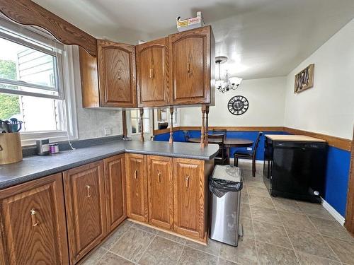 169 Bell Street, Nipigon, ON - Indoor Photo Showing Kitchen