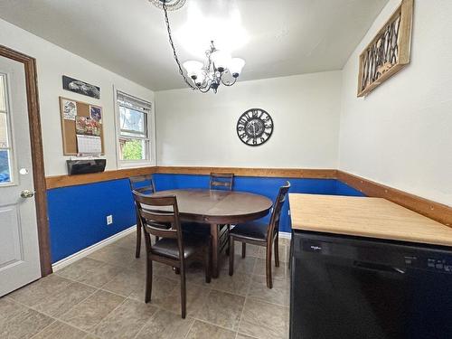 169 Bell Street, Nipigon, ON - Indoor Photo Showing Dining Room