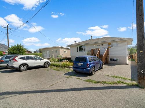 1011 Surrey Ave, Kamloops, BC - Outdoor