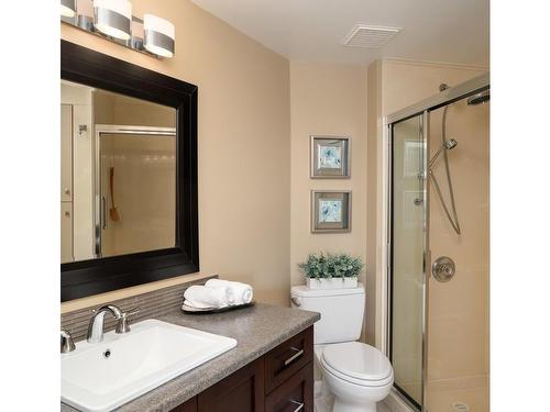 621-50 Songhees Rd, Victoria, BC - Indoor Photo Showing Bathroom