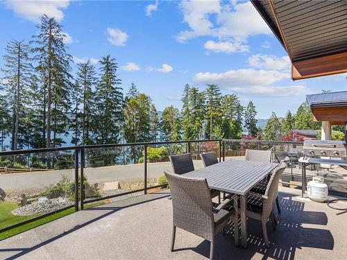 7477 Cottage Way, Lake Cowichan, BC 