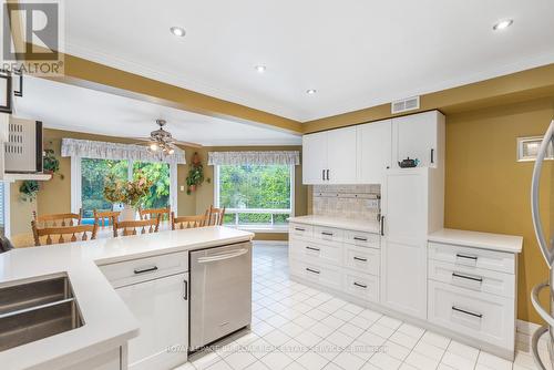 4456 Idlewilde Crescent, Mississauga (Central Erin Mills), ON - Indoor Photo Showing Kitchen With Double Sink