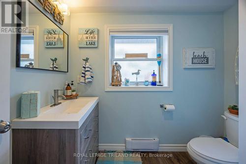 D - 440 West Edith Cavell Boulevard, Central Elgin (Port Stanley), ON - Indoor Photo Showing Bathroom