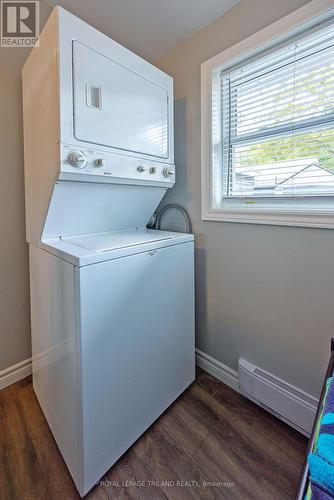 D - 440 West Edith Cavell Boulevard, Central Elgin (Port Stanley), ON - Indoor Photo Showing Laundry Room