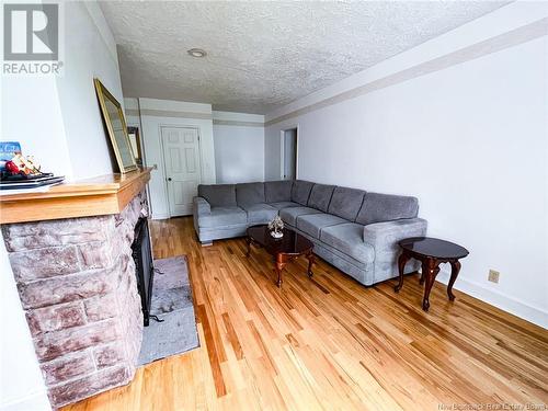 11 Charles Street, Sackville, NB - Indoor Photo Showing Other Room