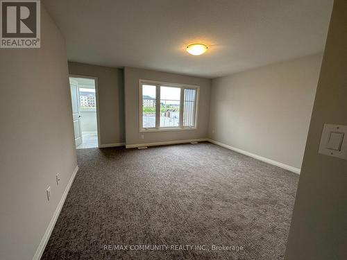 42 West Creek Court, Welland, ON - Indoor Photo Showing Other Room