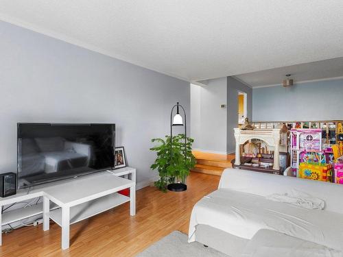 Living room - 406-1650 Av. Panama, Brossard, QC - Indoor Photo Showing Living Room