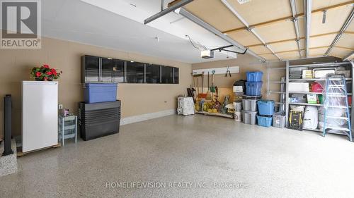 52 Lord Durham Road, Markham (Unionville), ON - Indoor Photo Showing Garage