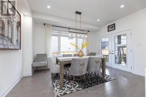 32 Paddington Grove, Barrie, ON - Indoor Photo Showing Dining Room