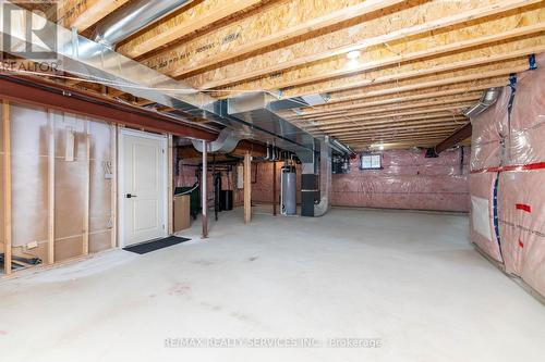 32 Paddington Grove, Barrie, ON - Indoor Photo Showing Basement