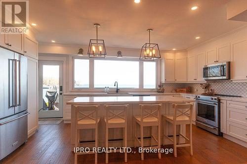 510 Richey Crescent, Mississauga, ON - Indoor Photo Showing Kitchen With Stainless Steel Kitchen With Upgraded Kitchen