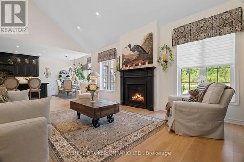 23 Howard Williams Court, Uxbridge, ON - Indoor Photo Showing Living Room With Fireplace