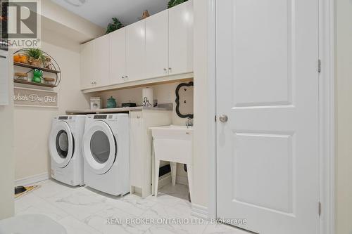 23 Howard Williams Court, Uxbridge, ON - Indoor Photo Showing Laundry Room