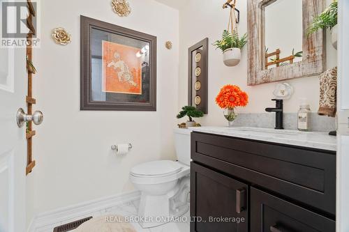 23 Howard Williams Court, Uxbridge, ON - Indoor Photo Showing Bathroom