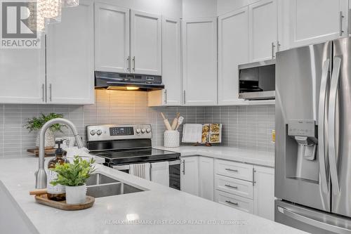 2375 Dobbinton Street, Oshawa (Windfields), ON - Indoor Photo Showing Kitchen With Stainless Steel Kitchen With Upgraded Kitchen