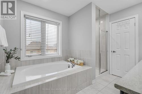 2375 Dobbinton Street, Oshawa (Windfields), ON - Indoor Photo Showing Bathroom