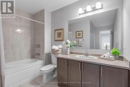 2375 Dobbinton Street, Oshawa (Windfields), ON - Indoor Photo Showing Bathroom