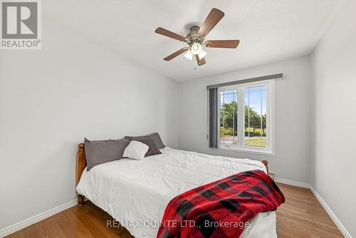 3112 Highway 62, Prince Edward County (Ameliasburgh), ON - Indoor Photo Showing Bedroom