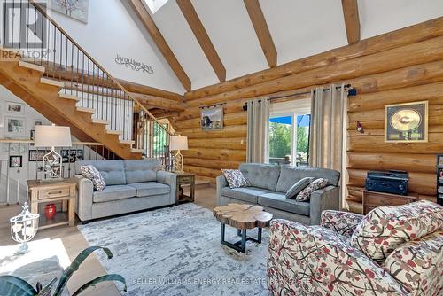 112 Farmstead Road, Kawartha Lakes (Manilla), ON - Indoor Photo Showing Living Room