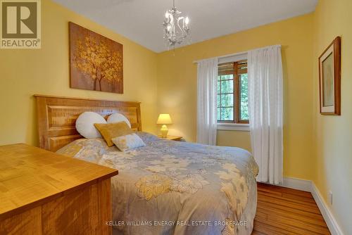 112 Farmstead Road, Kawartha Lakes (Manilla), ON - Indoor Photo Showing Bedroom