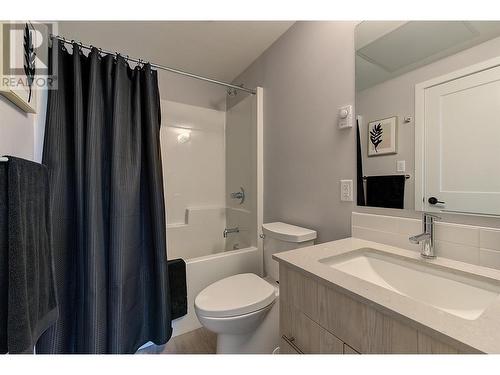 685 Boynton Place Unit# 52, Kelowna, BC - Indoor Photo Showing Bathroom