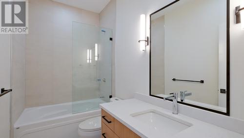 402 Trestle Ridge Drive, Kelowna, BC - Indoor Photo Showing Bathroom