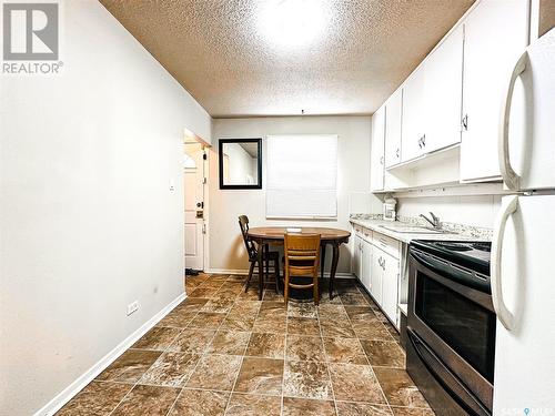 1276 Pasqua Street, Regina, SK - Indoor Photo Showing Kitchen