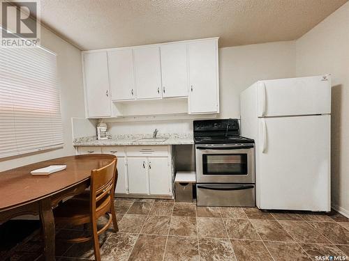 1276 Pasqua Street, Regina, SK - Indoor Photo Showing Kitchen