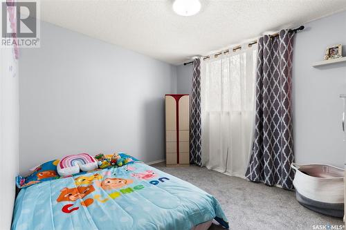 108 Oakview Drive, Regina, SK - Indoor Photo Showing Bedroom