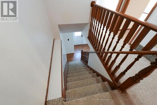 1002 Lawson Road, London, ON - Indoor Photo Showing Other Room